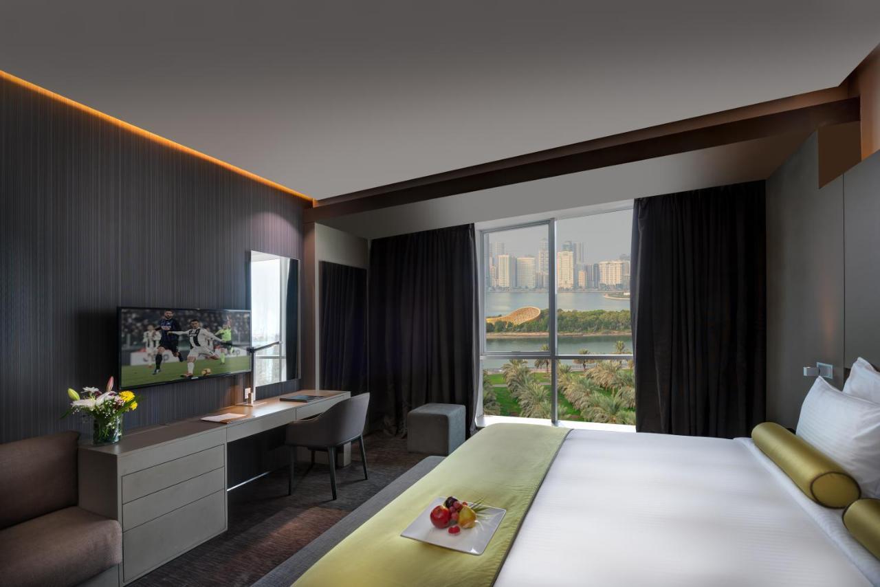 Hotel 72 Sharjah Waterfront Luaran gambar